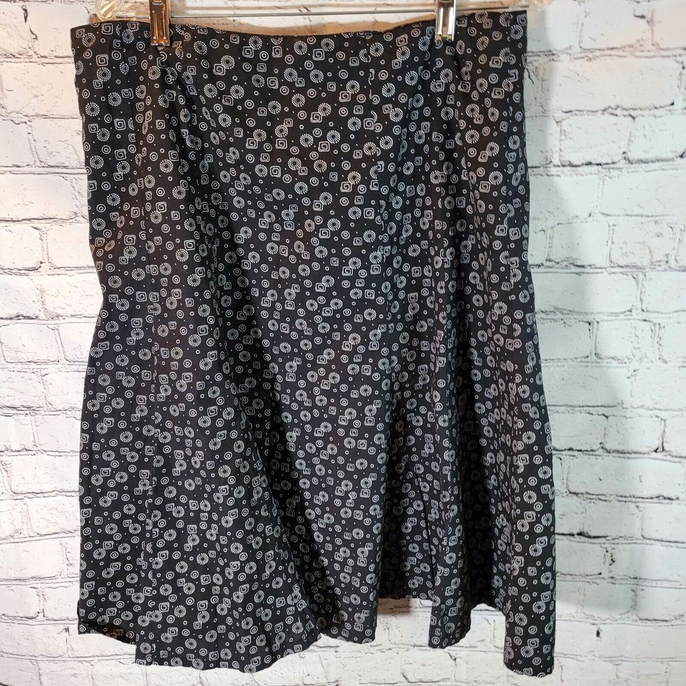 Christopher & Banks A-Line Skirt Womens 12 Black White Excellent Geometric Lined